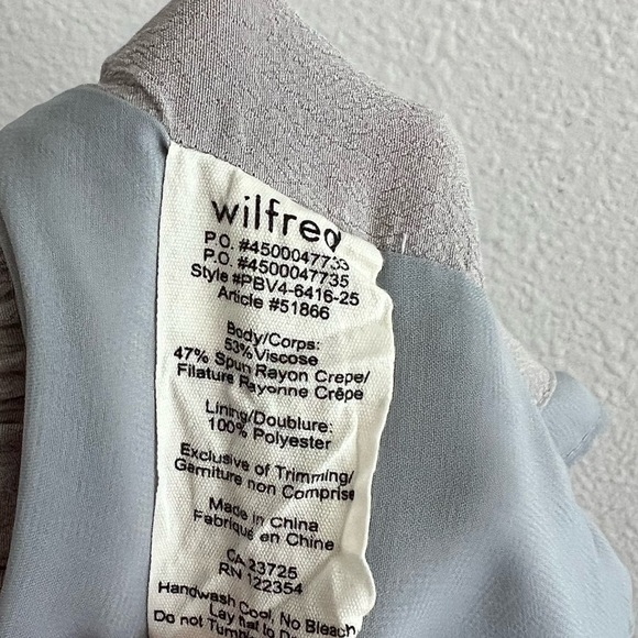 Wilfred Aritzia Drawstring Montrouge Crepe Shorts in Gray M - Picture 9 of 10